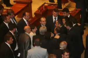 Guvernul vrea să emită odonanţe privind finanţele, economia, sănătatea şi mediul, în vacanţa de iarnă