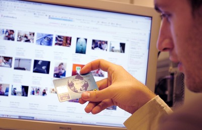 Zilele cu cele mai multe tranzacții online în primele 11 luni din 2010