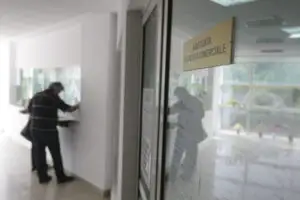 Guvern: Bază de date electronică privind înfiinţarea, divizarea, încetarea activităţii firmelor
