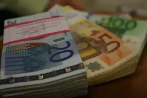 În 2010 s-a triplat numărul proiectelor europene pentru resurse umane contractate