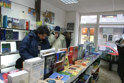 Studiu: Unul din cinci români nu citeşte deloc cărţi
