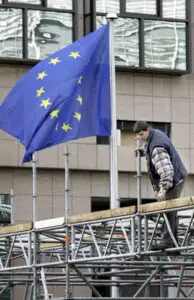 Premierul ceh: Nimeni nu cunoaşte conţinutul concret al Acordului stabilit la summitul european