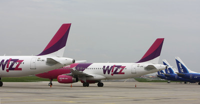 Wizz Air a anulat trei zboruri şi a amânat unul