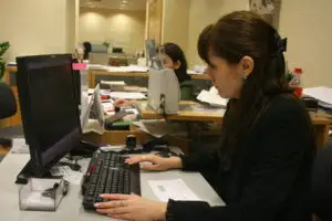 Studiu: Patronii nu prea ţin cont de opiniile angajaţilor