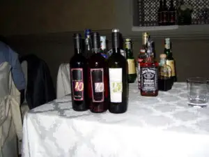 Ungureanu: În două luni, combaterea evaziunii cu alcool şi vegetale să aducă la buget 1,5% din PIB