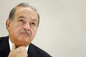 Cel mai bogat om din lume cumpără 21% din acţiunile Telekom Austria