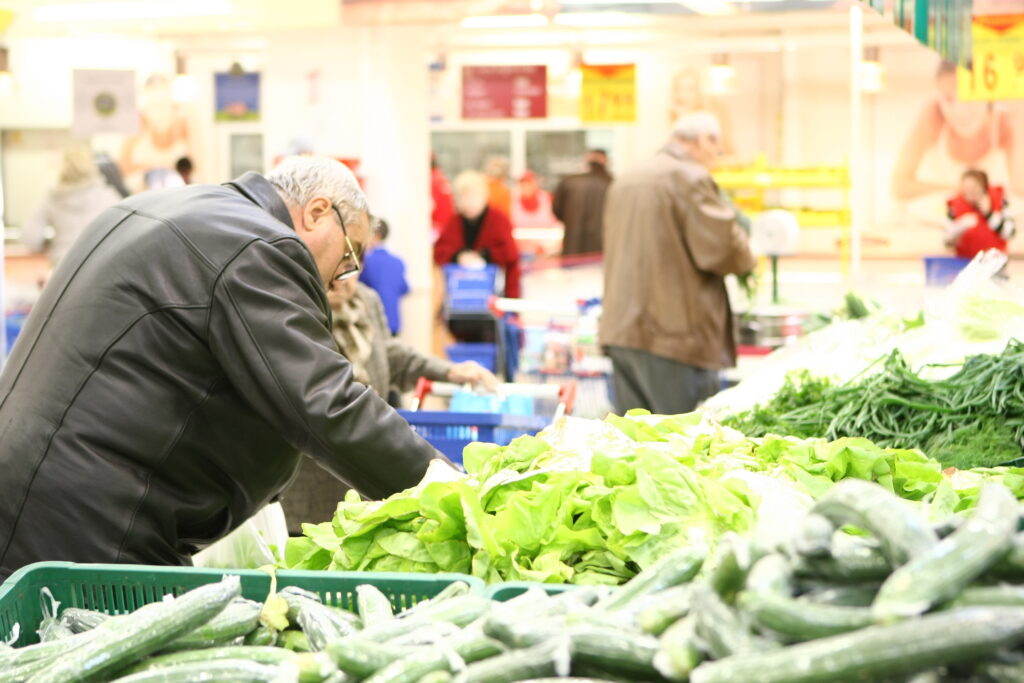 Vânzările Carrefour au crescut cu 2,1%, la 29 miliarde de dolari, în T3