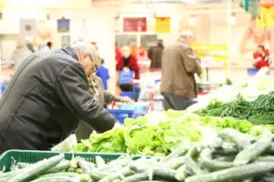 Vânzările Carrefour au crescut cu 2,1%, la 29 miliarde de dolari, în T3