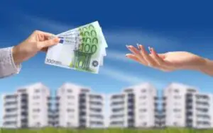 BCR este prima bancă care a semnat protocolul cu Fondul de Garantare pentru Prima Casă 4