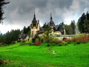 Ponderea turismului românesc în PIB, sub media mondială de 5,2%
