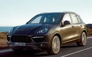 Profitul Porsche a crescut cu 59% pe fondul dublării vânzărilor de Cayenne
