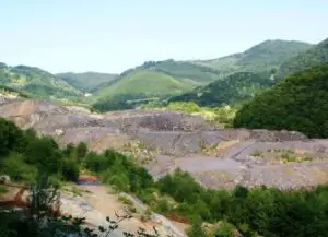 Un grup canadian a cumpărat pentru 2,4 mld. dolari European Goldfields, acţionarul minei de aur de la Certej