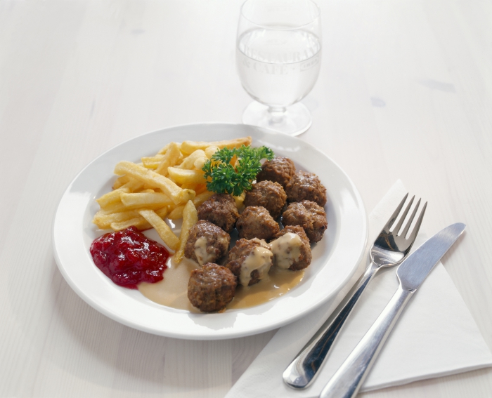 Chifteluţele suedeze din nou în magazinele IKEA