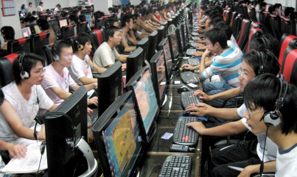 China are peste 500 de milioane de internauţi