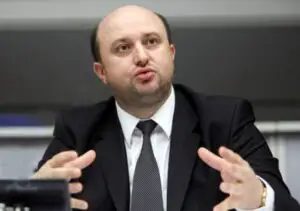 UPDATE: Ministrul propus pentru Economie, Daniel Chiţoiu, a primit avizul Comisiilor de specialitate
