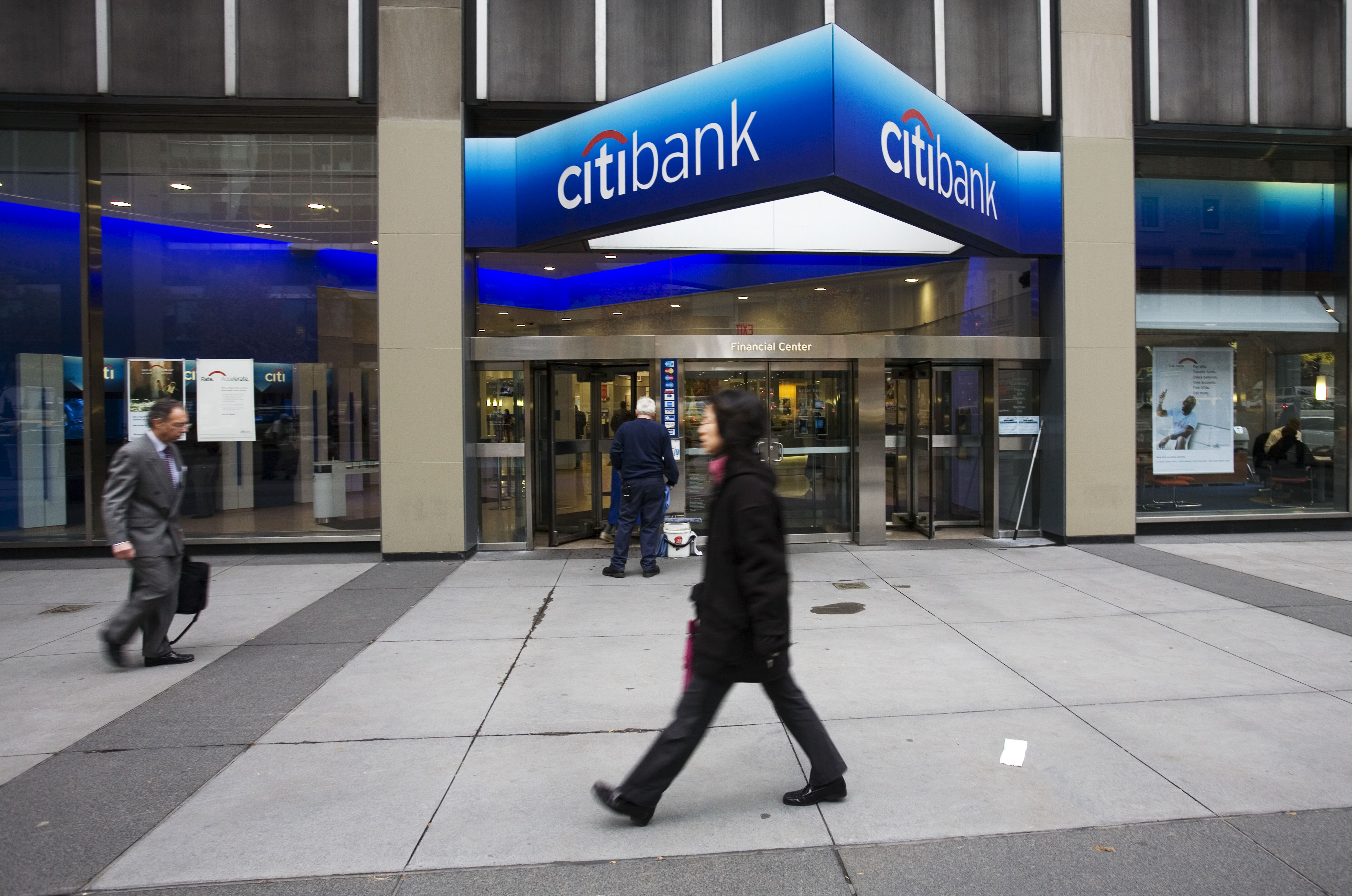 Hackerii au produs pagube de 2,7 milioane de dolari grupului financiar Citigroup