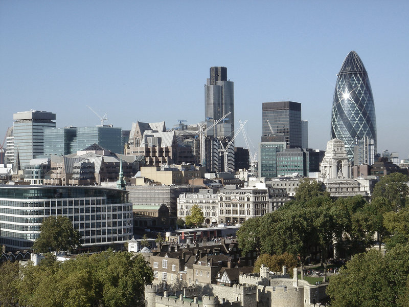 Londra, primul centru financiar din Europa în care se va tranzacţiona yuanul