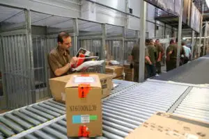 Livrările curierilor cresc cu peste 20% în perioada sărbătorilor