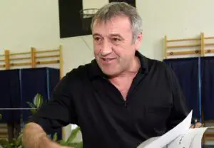Costanda trebuie să returneze banii primiţi ca avans pentru Satul Francez până în 2012