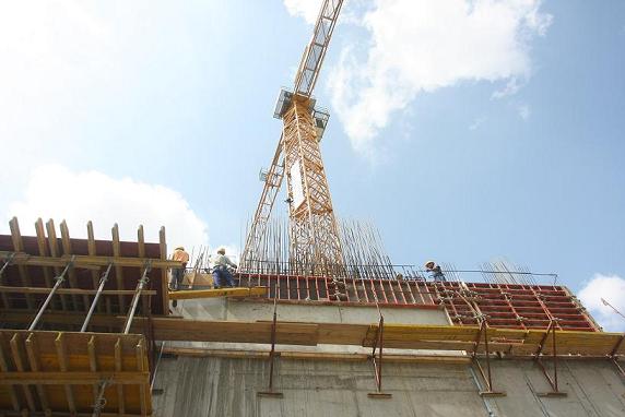 România, locul şase în UE la scăderea lucrărilor de construcţii în aprilie