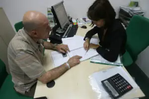 Cum a salvat statul de la inundaţii sistemul bancar local