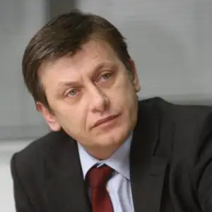 Care sunt propunerile PNL pentru funcţia de premier