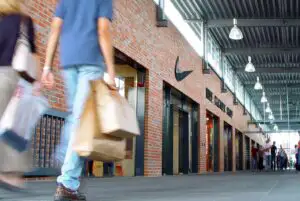 România, pe locul trei în lume la numărul de branduri atrase în 2010