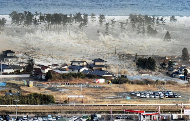 Premierul Japoniei: Cutremurul – un dezastru naţional, pe care populaţia trebuie să-l depăşească