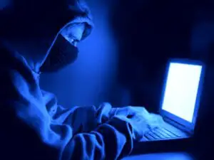 Criminalitatea informatică face cât traficul de cocaină, marijuana şi heroină la un loc