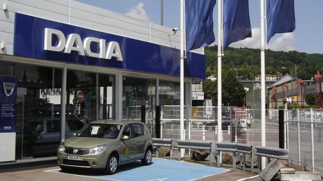Vânzările Dacia au crescut cu 12% în 2010