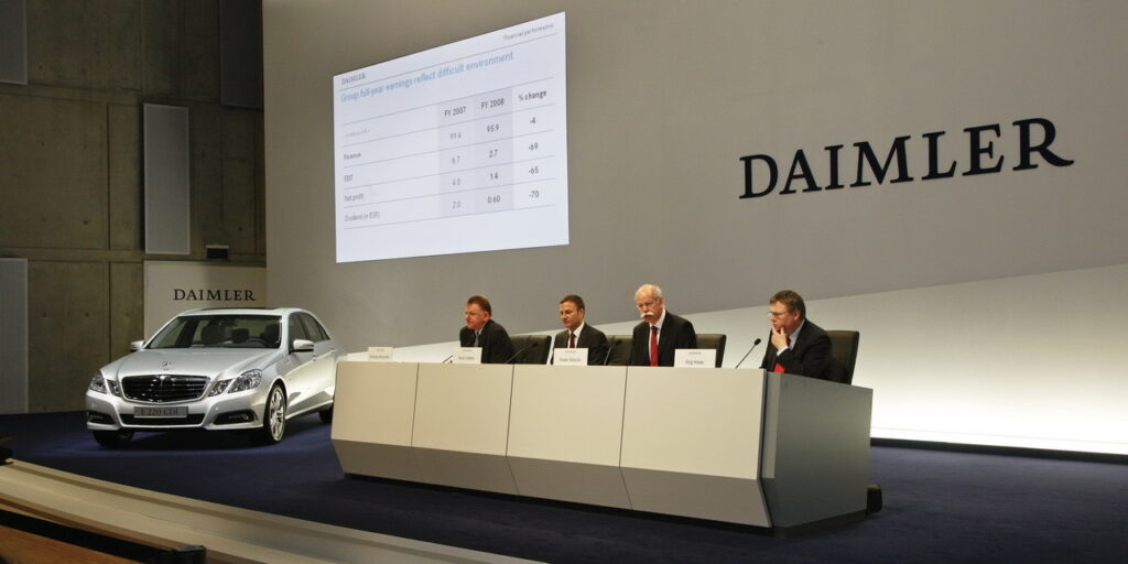 Daimler a înregistrat cele mai înalte câştiguri per trimestru din întreaga istorie