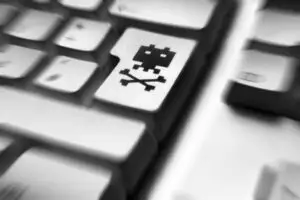 Atacurile informatice de tip DDoS, cu 57% mai puternice