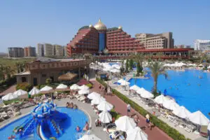 Turcia speră să găzduiască 32,5 milioane turişti în 2012