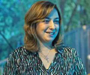 ANI o avertizează pe Brândușa Novac care este director de circ, deputat și asociat la o firmă