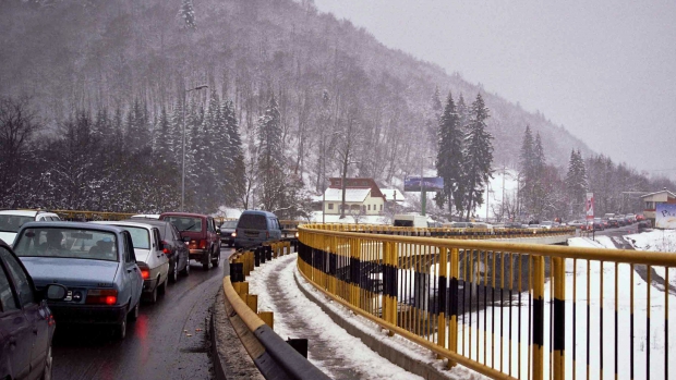 Traficul este aglomerat pe DN1 în zona staţiunilor de pe Valea Prahovei