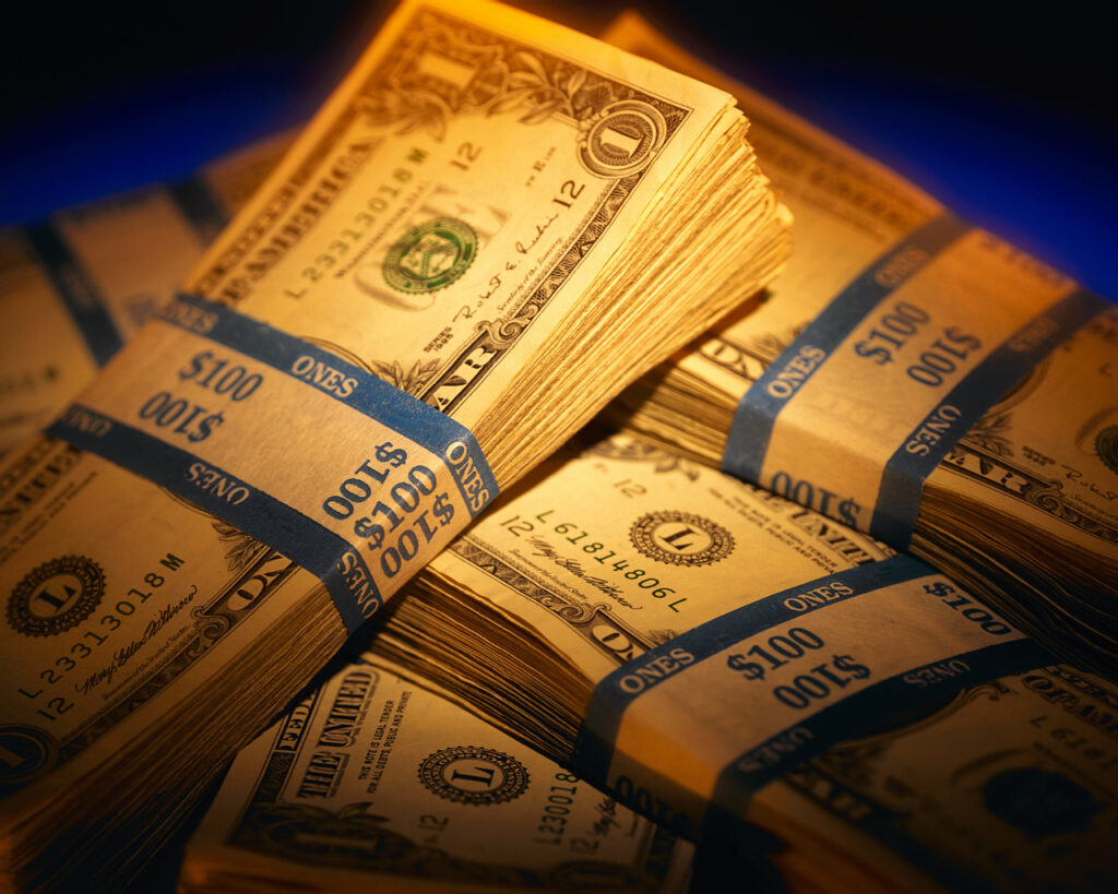 Asia devine fabrica de milionari a lumii: 3,3 milioane de indivizi au cel puţin 1 mil. dolari „cash”