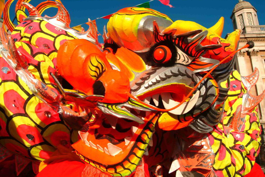 iPhone este zdrobit în China: Apple a dat greş cu Dragonul Roşu