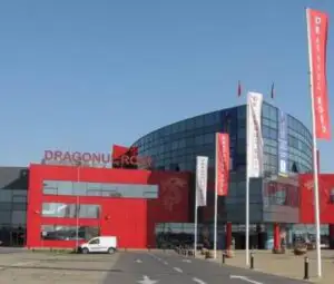 Inspecţia Muncii a sancţionat munca la negru din „Dragonul Roşu” prin amenzi în sumă de 45.000 lei