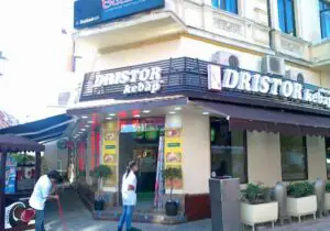 Românii au mâncat SHAORMA de la DRISTOR de aproape TREI MILIOANE DE EURO