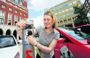 Timişoara va intra în reţeaua europeană de încărcare a maşinilor electrice