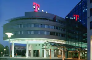 Profitul Deutsche Telekom a scăzut în 2011