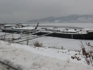 Se reia navigaţia în sectrul bulgar al Dunării, după o lună de întrerupere