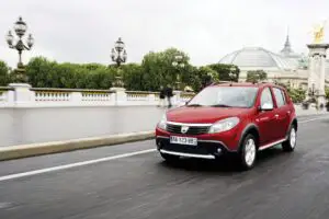 Vezi cum râd francezii de preţurile la Sandero, Duster şi Logan MCV