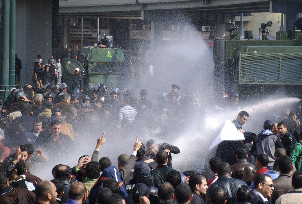 Protestatarii au preluat controlul asupra centrului capitalei egiptene (video live)
