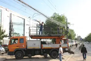 Cât costă racordarea la curent a tuturor gospodăriilor româneşti