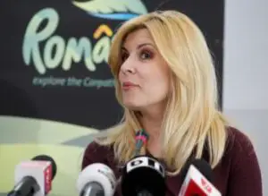 Udrea: „Brandul de ţară este de mare succes. Îl păstrăm până în 2015”
