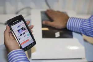 Ce mai inventează suedezii de la Ericsson: Transfer de date prin corpul uman