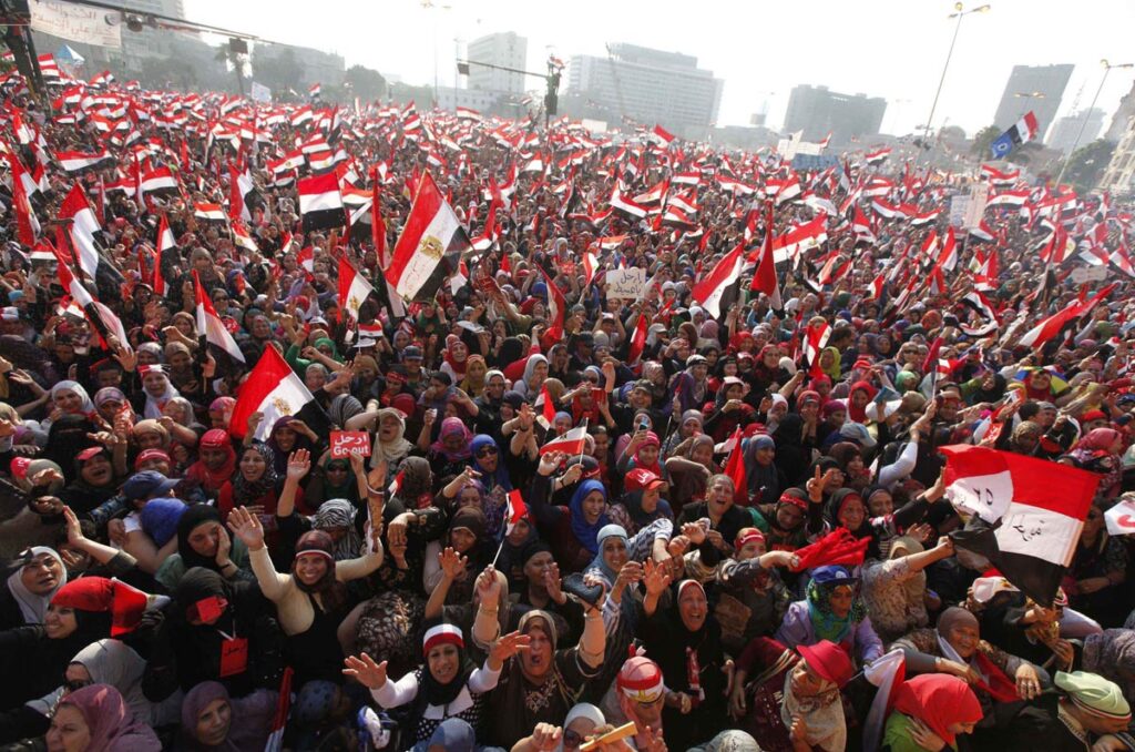 Egiptul continuă să aspire la democraţie