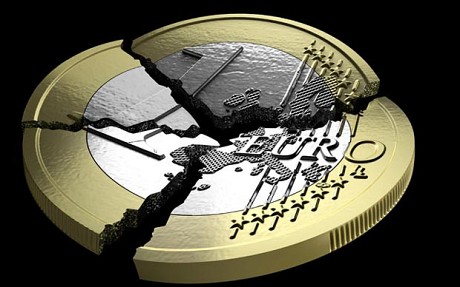 Fondul de salvare a zonei euro a fost aprobat la doar 800 de miliarde de euro