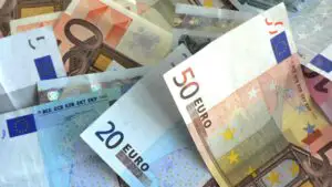România şi Bulgaria au avut şi în 2012 cel mai mic PIB pe locuitor din Uniunea Europeană